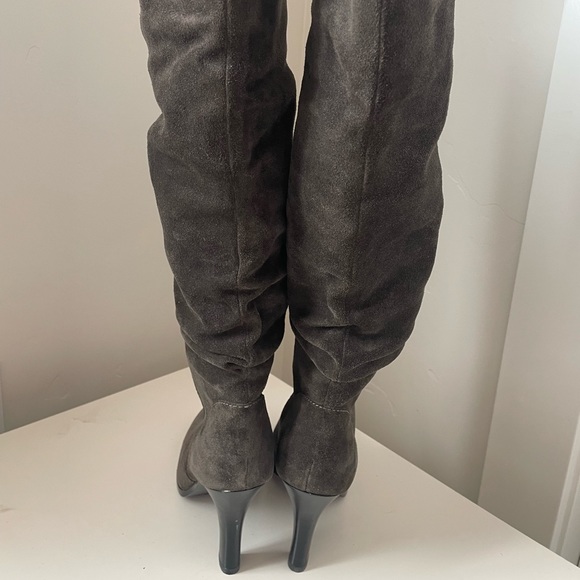 Sofft Suede Leather Belfast Heeled Boots NWOB Size - Picture 2 of 6